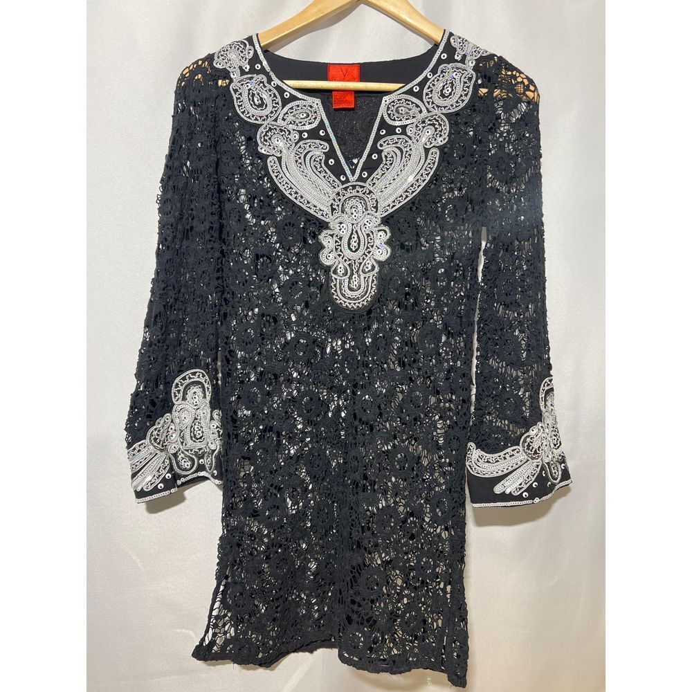 Cristina Black Lace Tunic Dress with White Embroidered Paisley Detail 3/4 Sleeve